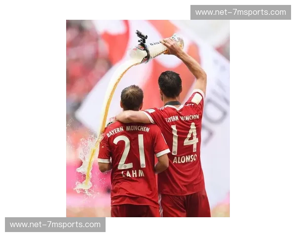 豪门之巅的意志碰撞：当拜仁慕尼黑的战车遇上国际米兰的蓝黑盾牌